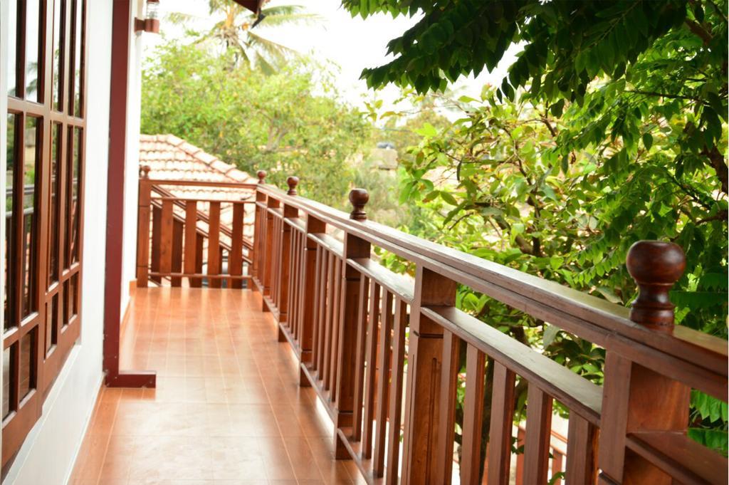 Tropical Garden Hotel Negombo Exterior photo